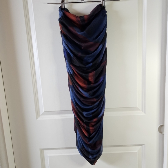 ZARA Ruched pencil skirt blue & red lined mesh NWOT Size S 044 - Picture 2 of 9